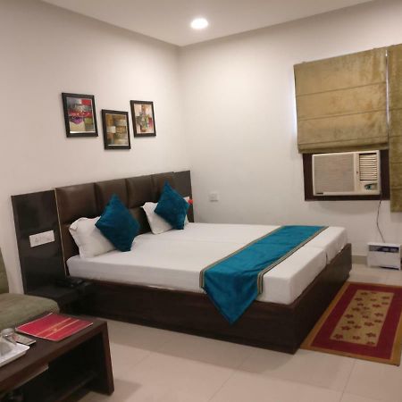 Fabhotel Nanda Ludhiana Eksteriør bilde