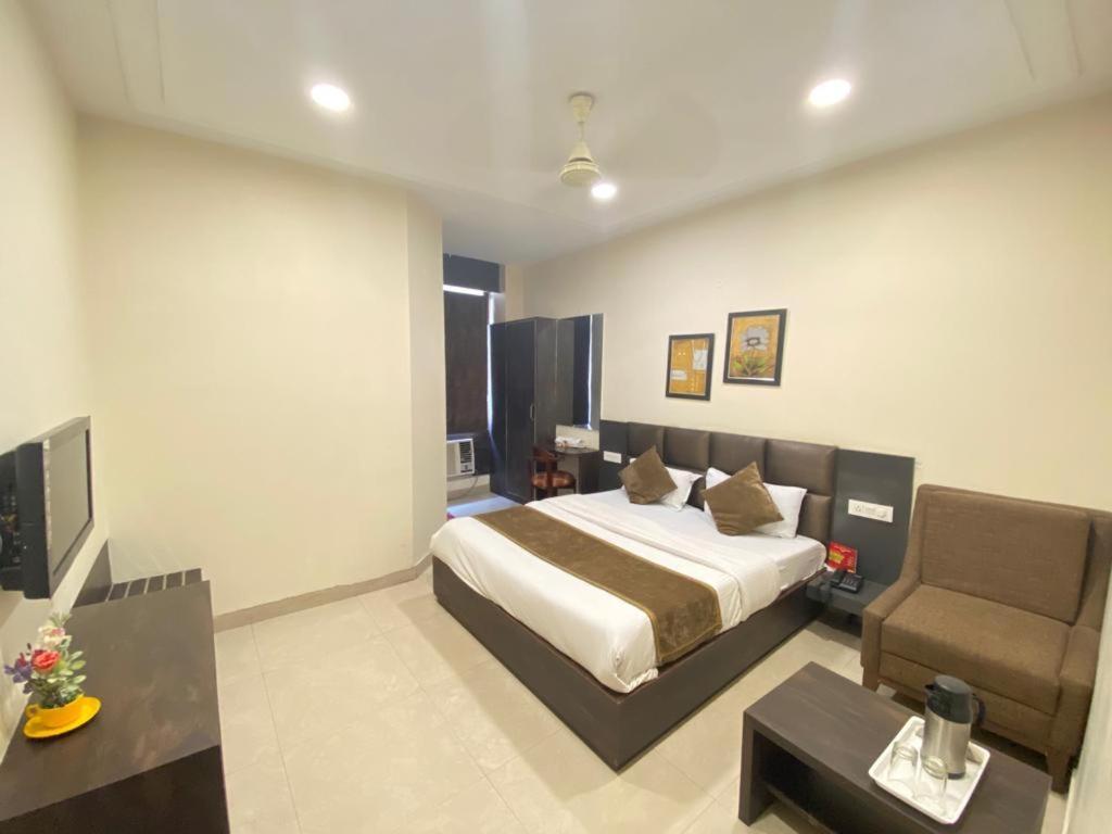 Fabhotel Nanda Ludhiana Eksteriør bilde